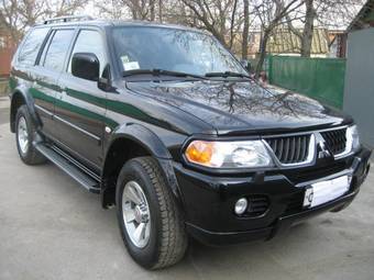 2006 Mitsubishi Pajero Sport Photos