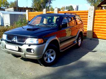 2008 Mitsubishi Pajero Sport Images