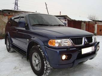 2008 Mitsubishi Pajero Sport Photos