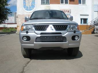 2008 Mitsubishi Pajero Sport Photos