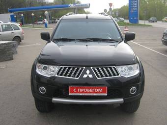 2010 Mitsubishi Pajero Sport Pictures