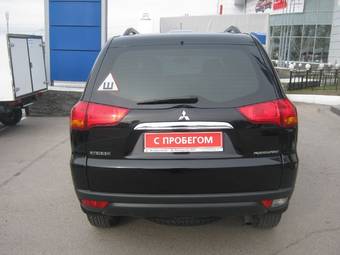 2010 Mitsubishi Pajero Sport Pictures