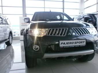 2011 Mitsubishi Pajero Sport Pics