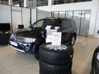 2012 Mitsubishi Pajero Sport Pictures