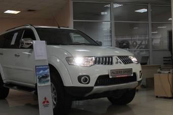 2012 Mitsubishi Pajero Sport Pictures