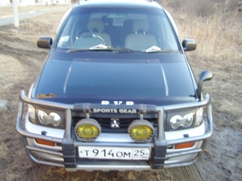 Mitsubishi RVR