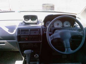 1991 Mitsubishi RVR Photos
