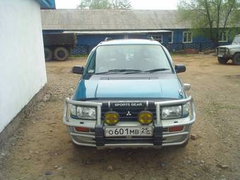 1991 Mitsubishi RVR Photos