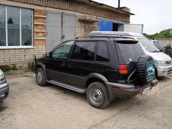 1991 Mitsubishi RVR Pictures