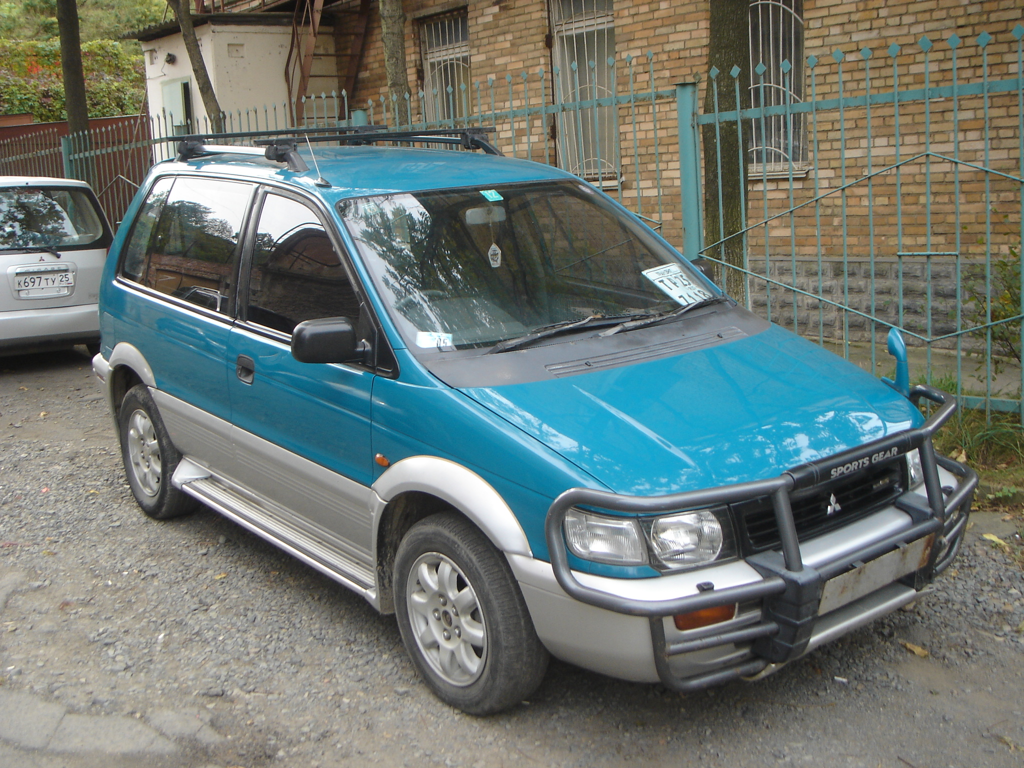 1992 Mitsubishi RVR