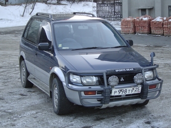 1992 Mitsubishi RVR