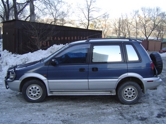 1992 RVR