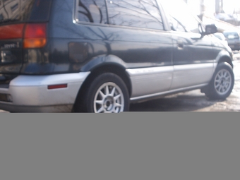 1992 RVR