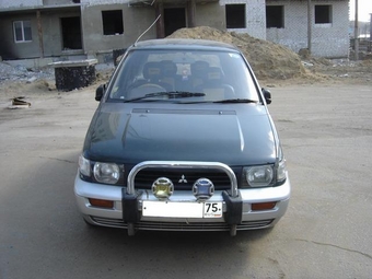 1992 Mitsubishi RVR