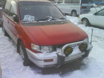 1992 Mitsubishi RVR Pics