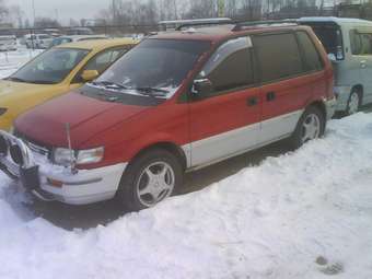 1992 Mitsubishi RVR Pictures