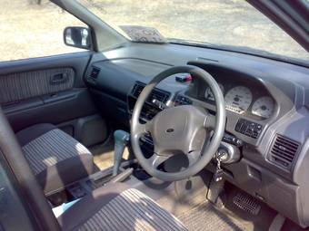 1992 Mitsubishi RVR Pictures