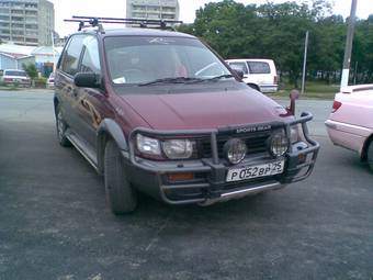 1992 Mitsubishi RVR Photos
