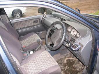 1992 Mitsubishi RVR Photos