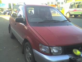 1992 Mitsubishi RVR Pictures