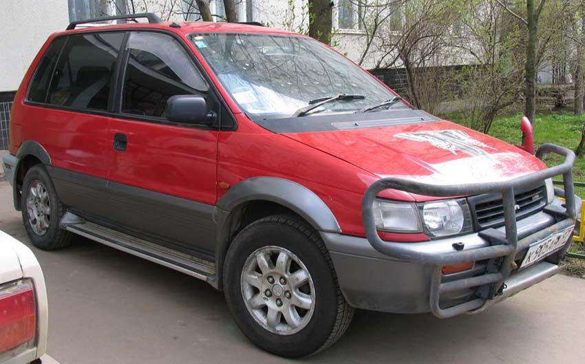 1993 Mitsubishi RVR