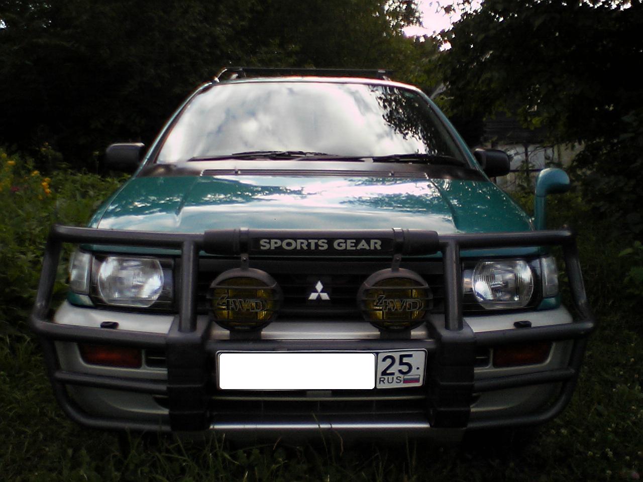 1993 Mitsubishi RVR