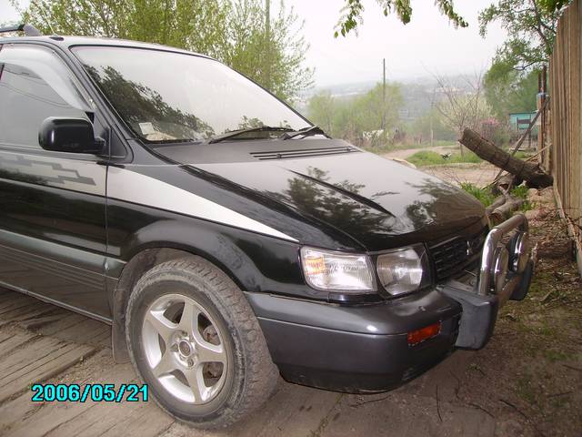 1993 Mitsubishi RVR