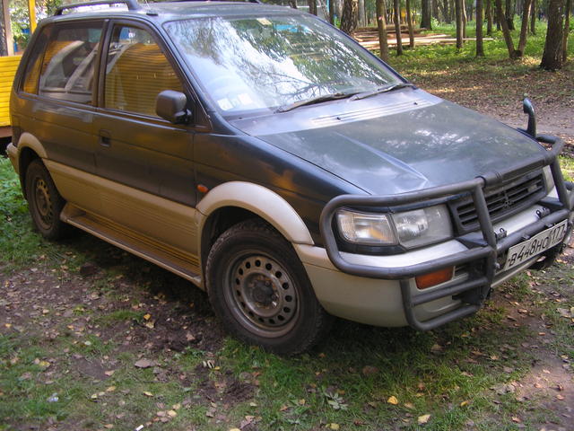 1993 Mitsubishi RVR