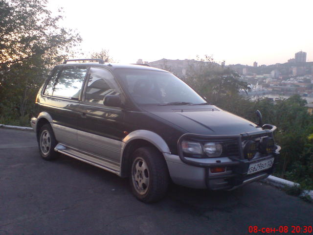 1993 Mitsubishi RVR