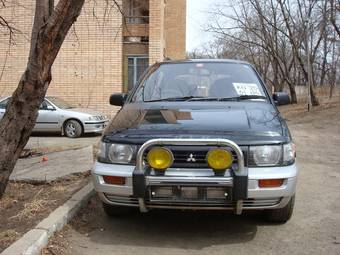 1993 Mitsubishi RVR Pictures