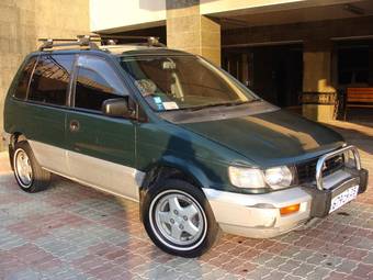 1993 Mitsubishi RVR Photos