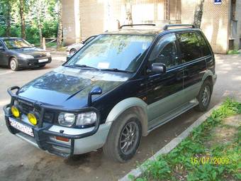 1993 Mitsubishi RVR Pictures