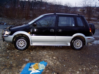 1994 Mitsubishi RVR