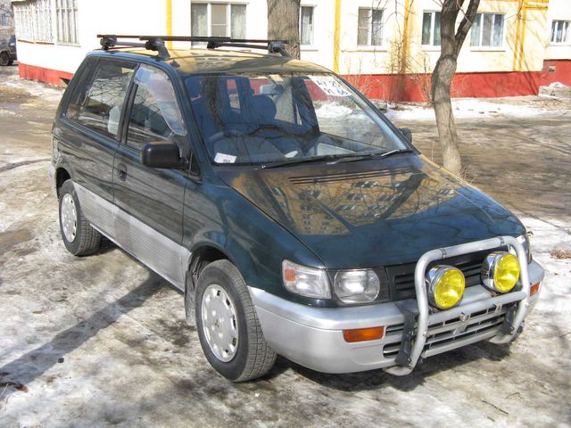 1994 Mitsubishi RVR