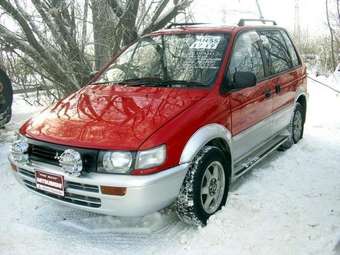 1994 Mitsubishi RVR Photos