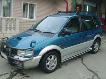 1994 Mitsubishi RVR Pics