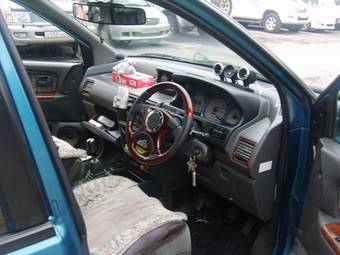 1994 Mitsubishi RVR Pictures