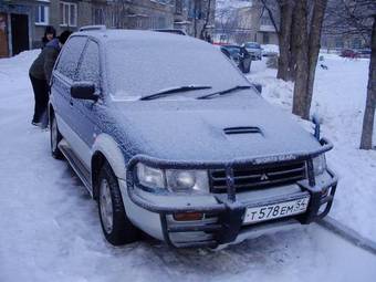 1994 Mitsubishi RVR Images