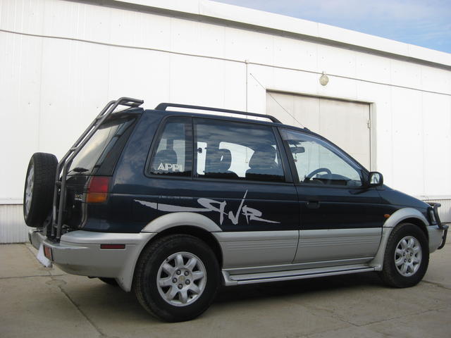 Мицубиси rvr 1994