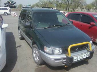 1994 Mitsubishi RVR Photos