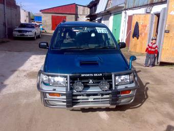 1994 Mitsubishi RVR Pictures