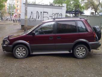 1994 Mitsubishi RVR Pictures