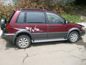 1994 Mitsubishi RVR Pictures