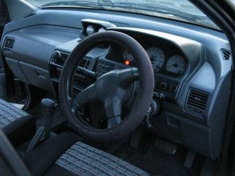 1994 Mitsubishi RVR Photos