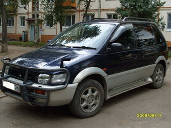 1994 Mitsubishi RVR Pictures