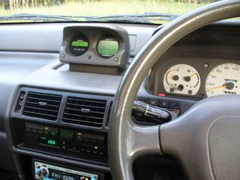 1994 Mitsubishi RVR Images