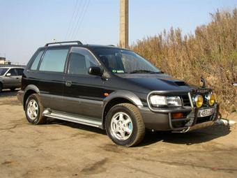 1995 Mitsubishi RVR