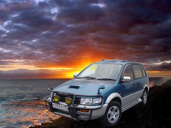 1995 Mitsubishi RVR