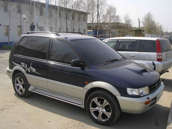 1995 Mitsubishi RVR