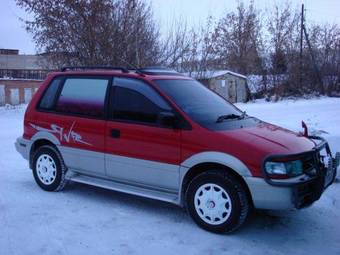 1995 Mitsubishi RVR